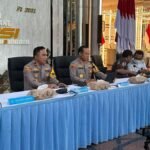 1762523530_kapolda-metro-jaya-irjen-asep-edi-suheri-merilis-kasus-ijazah-palsu-jokowi-1762487910115_169.jpeg