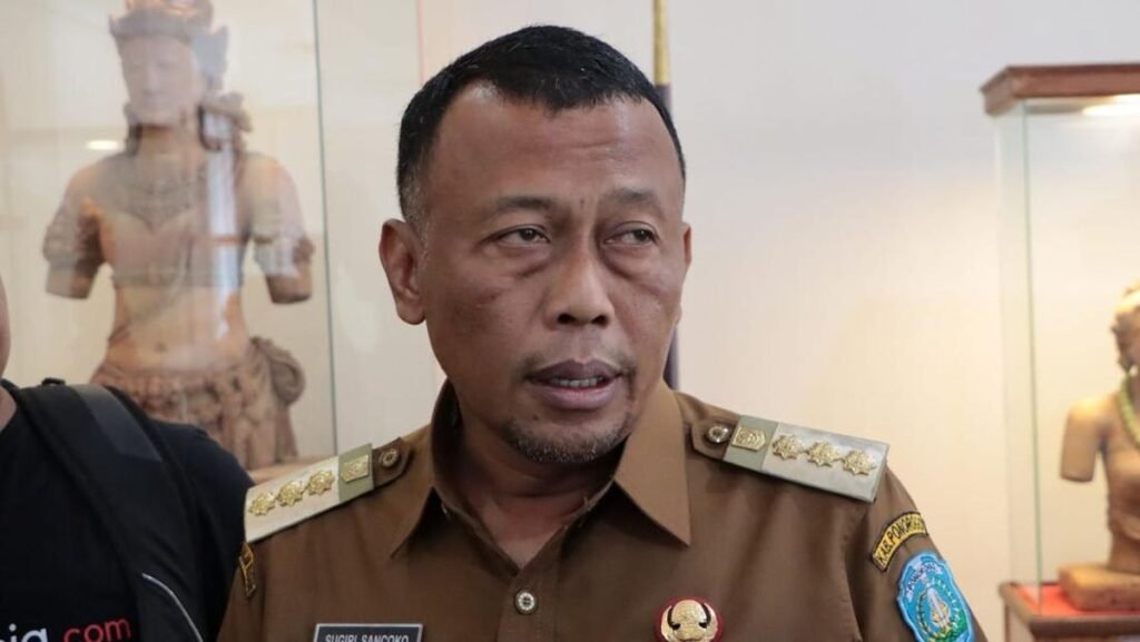 1762680305_bupati-ponorogo-sugiri-sancoko-1762511700320_169.jpeg
