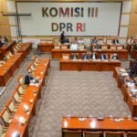 1763964846_uji-kelayakan-dan-kepatutan-calon-hakim-konstitusi-1755668486898_169.jpeg