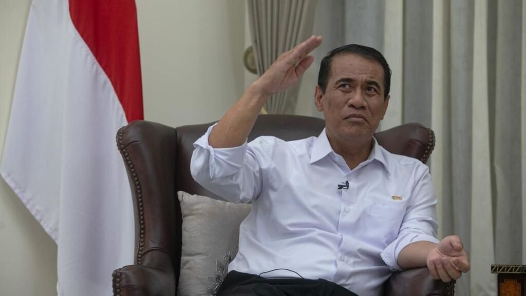 1764126965_menteri-pertanian-andi-amran-sulaiman-1763692319429_169.jpeg
