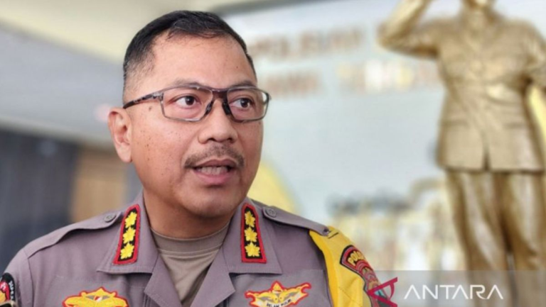 1764130925_kabid-humas-polda-jateng-kombes-pol-artanto_169.png