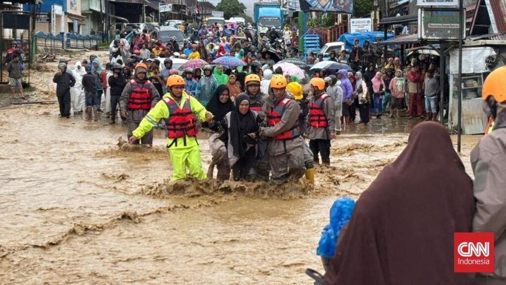 1764206826_banjir-di-sumut-24-orang-tewas-dan-5-hilang-1764151192719_169.jpeg
