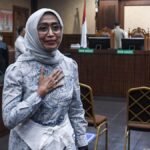 1764227285_sidang-putusan-kasus-korupsi-pt-asdp-indonesia-1763888711231_169.jpeg