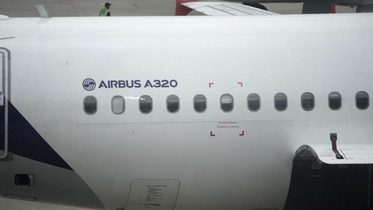 airbus-a320-1764386688897_169.jpeg