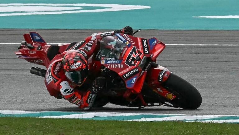 bagnaia-juara-sprint-race-motogp-malaysia-1761379871949_169.jpeg