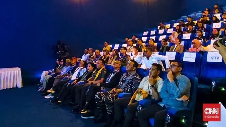 bioskop-pertama-di-labuan-bajo-1763784110420_169.jpeg