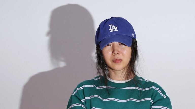 ceo-ador-min-hee-jin-2_169.jpeg
