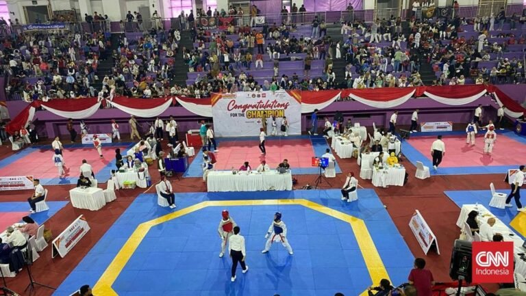 cnn-indonesia-taekwondo-championship-2-1763264349711_169.jpeg