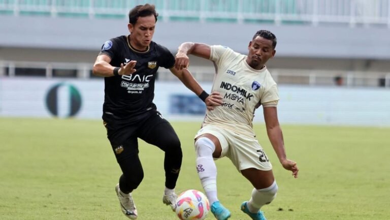 dewa-united-vs-persita-1746784879889_169.jpeg