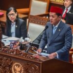 dpr-setujui-ruu-kuhap-menjadi-undang-undang-1763445505831_169.jpeg