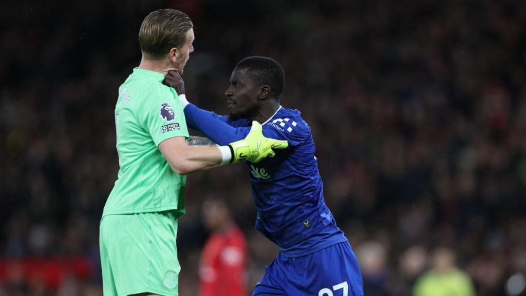 fbl-eng-pr-man-utd-everton-1764044445078_169.jpeg