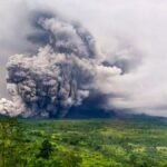 gunung-semeru-erupsi-1763554206586_169.jpeg