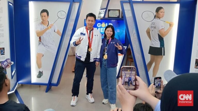 hendra-setiawan-dan-greysia-polii-1764236103886_169.jpeg