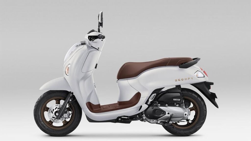 honda-scoopy-2025-1763509625386_169.jpeg