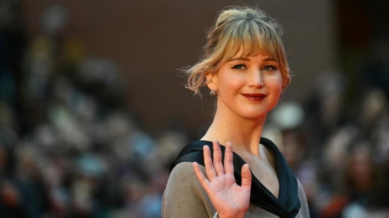 jennifer-lawrence-bawa-film-barunya-die-my-love-ke-festival-film-roma-1761012074224_169.jpeg