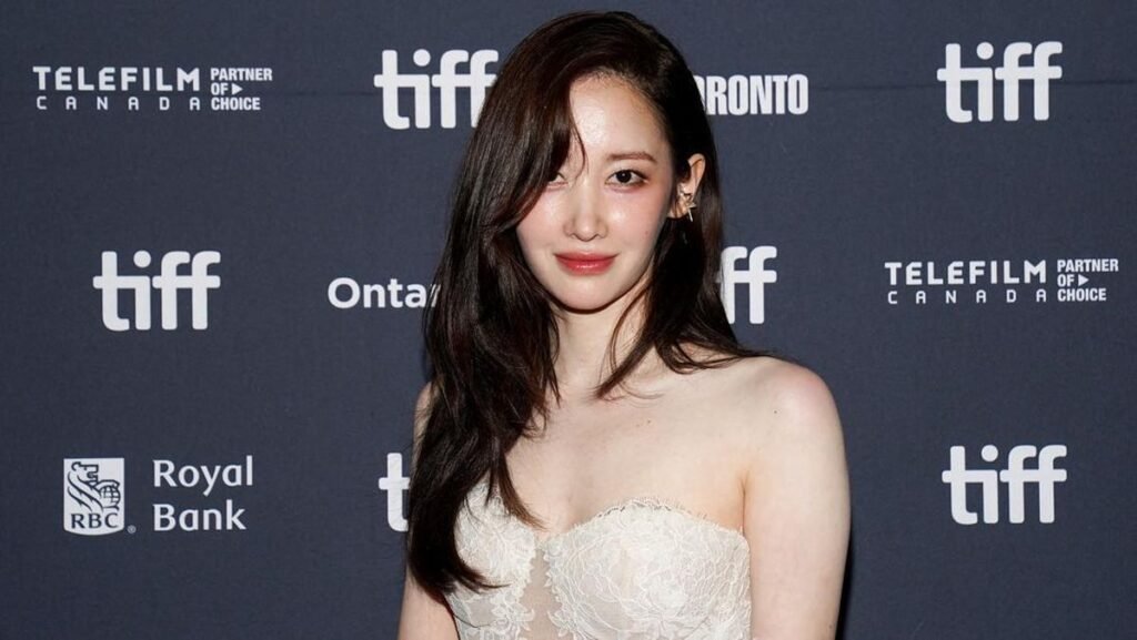 jeon-jong-seo-1762340804475_169.jpeg