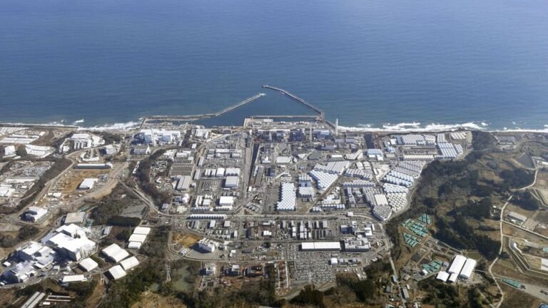 jepang-resmi-buang-air-limbah-radioaktif-fukushima-ke-laut-4_169.jpeg