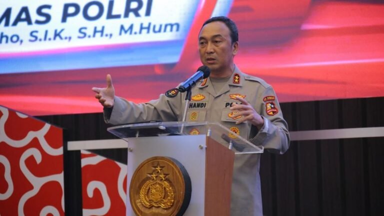 kadiv-humas-polri-irjen-pol-sandi-nugroho_169.jpeg