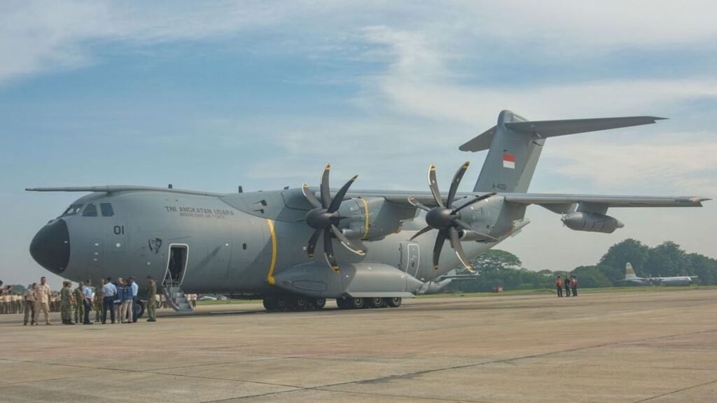 kedatangan-pesawat-airbus-a400m-di-lanud-halim-perdanakusuma-1762151871624_169.jpeg