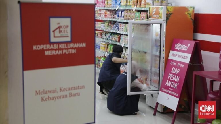 koperasi-merah-putih-di-blok-m-jakarta-1753345452914_169.jpeg