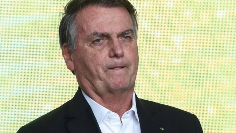 mantan-presiden-brasil-jair-bolsonaro_169.jpeg