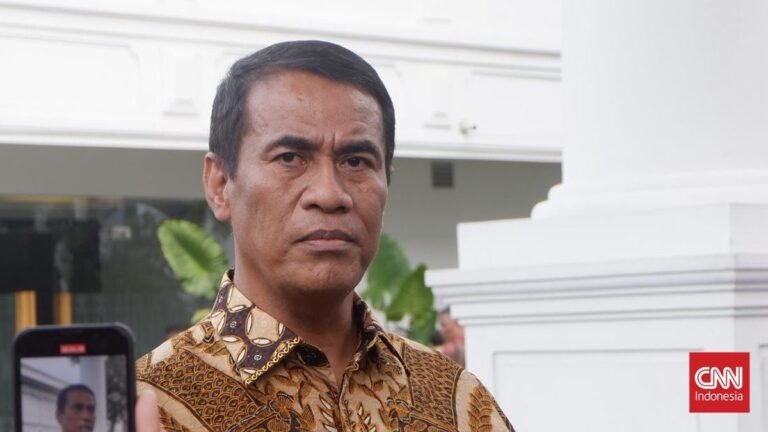 menteri-desa-dan-daerah-tertinggal-yandri-susanto-2_169.jpeg