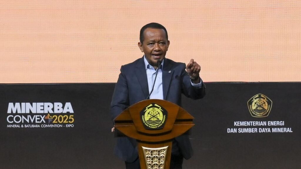 menteri-esdm-buka-minerba-convex-2025-1760520120987_169.jpeg