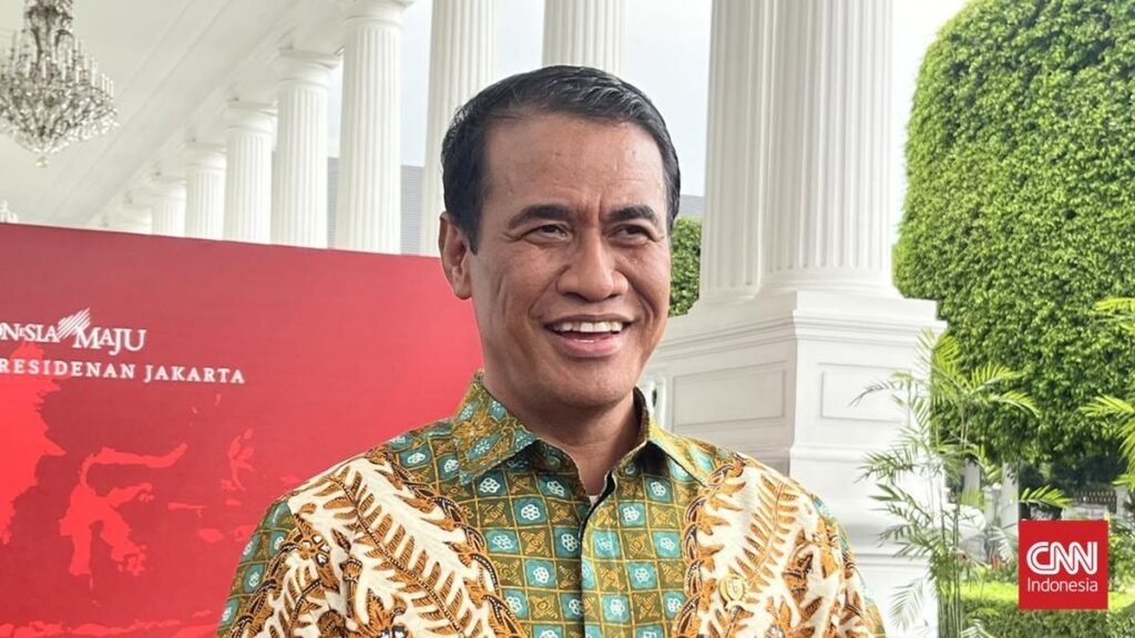 menteri-pertanian-andi-amran-sulaiman-di-istana-kepresidenan-2_169.jpeg