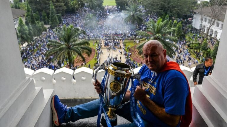 perayaan-persib-juara-liga-1-1748162569736_169.jpeg