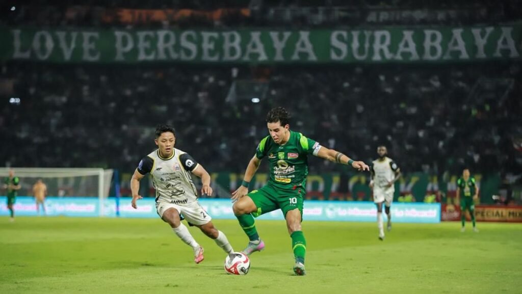 persebaya-surabaya-dikalahkan-persija-jakarta-1760843764124_169.jpeg