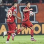 persija-jakarta-menang-atas-persik-kediri-1763699019037_169.jpeg