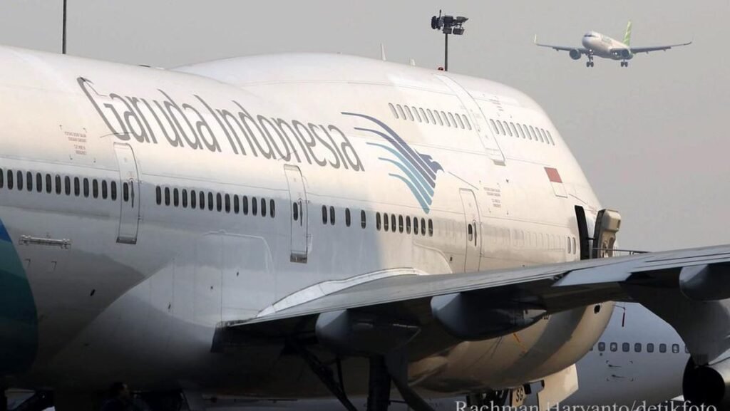 pesawat-garuda-haji_169.jpeg