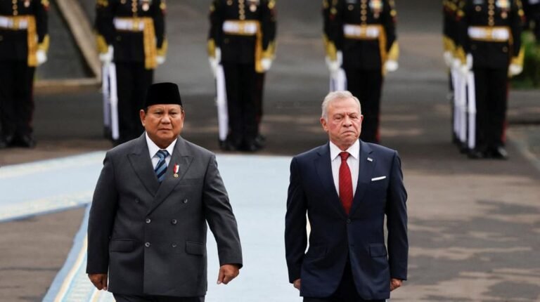 prabowo-bersama-raja-yordania-king-abdullah-ii-ibn-al-hussein-1763116828115_169.jpeg