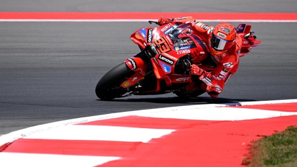 practice-motogp-mandalika-2028-1759487986010_169.jpeg