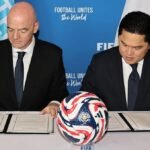 presiden-fifa-gianni-infantino-dan-ketua-umum-pssi-erick-thohir-1750223079562_169.jpeg