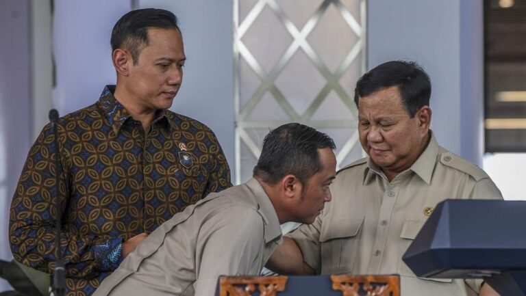 presiden-prabowo-resmiksn-stasiun-tanah-abang-baru-1762243335571_169.jpeg
