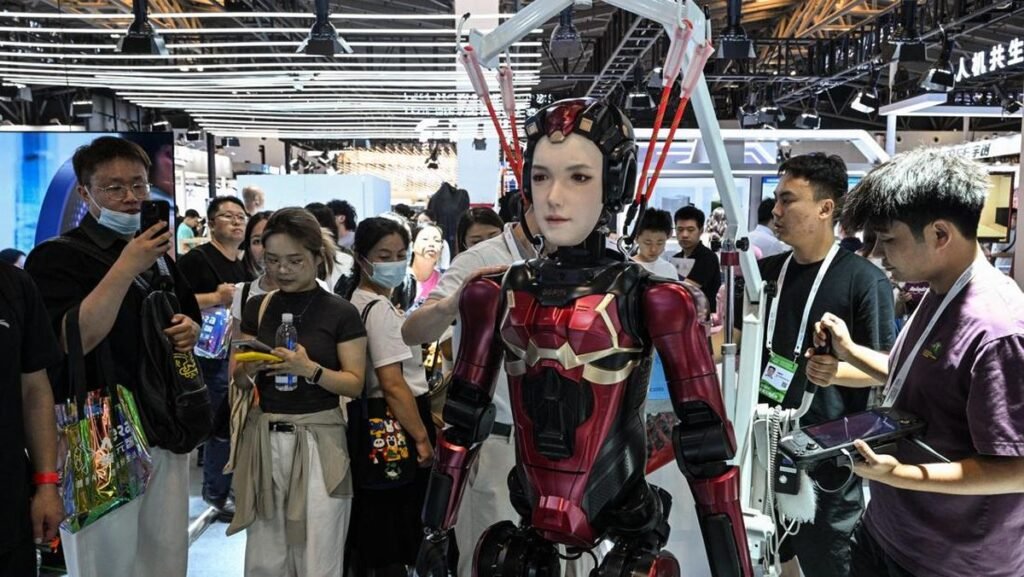 robot-cangih-di-waic-2025-1753859468006_169.jpeg