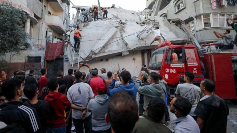 serangan-udara-israel-tewaskan-20-orang-di-gaza-1763865954103_169.jpeg