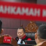 sidang-putusan-uji-materi-undang-undang-pilkada-6_169.jpeg