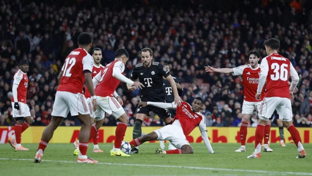 soccer-champions-ars-fcb-1764195949905_169.jpeg