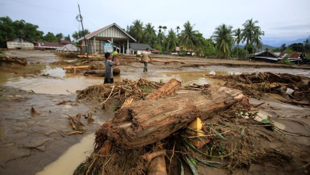 status-darurat-bencana-hidrometeorologi-di-aceh-1764298851785_169.jpeg