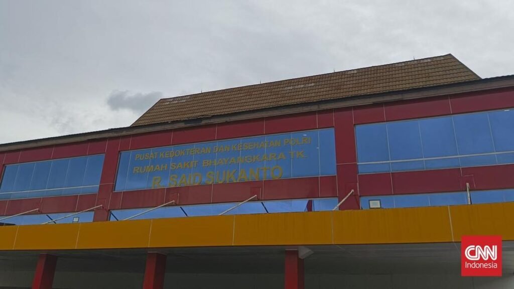 tersangka-ledakan-sma-72-masih-dirawat-di-icu-1763107256083_169.jpeg
