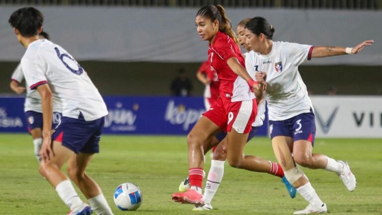 timnas-putri-indonesia-melawan-china-taipei-1764426504024_169.jpeg