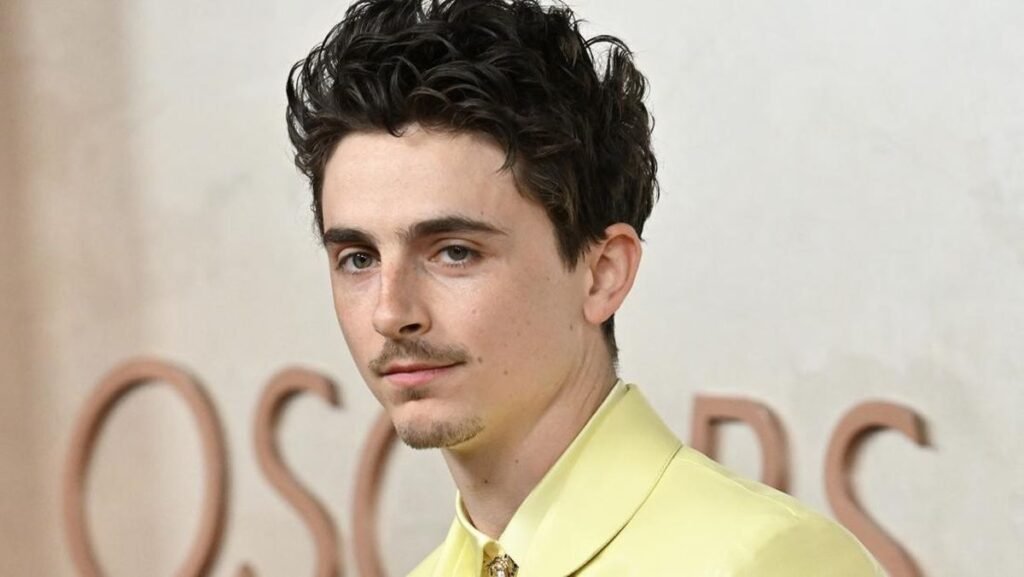 timothee-chalamet-1762498892456_169.jpeg