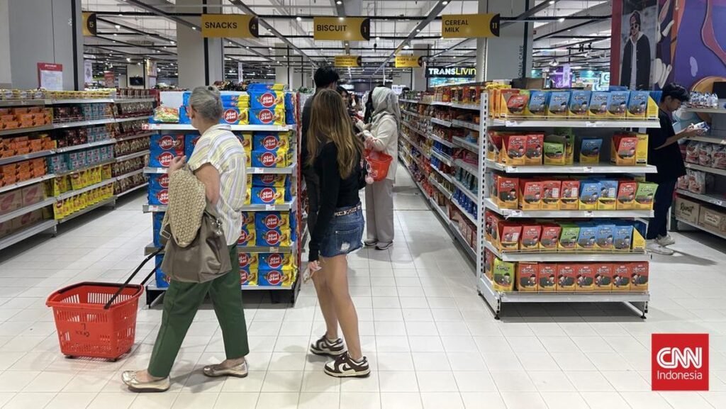 transmart-full-day-sale-di-kokas-diserbu-pengunjung-tv-dan-ac-jadi-incaran-1745751863961_169.jpeg