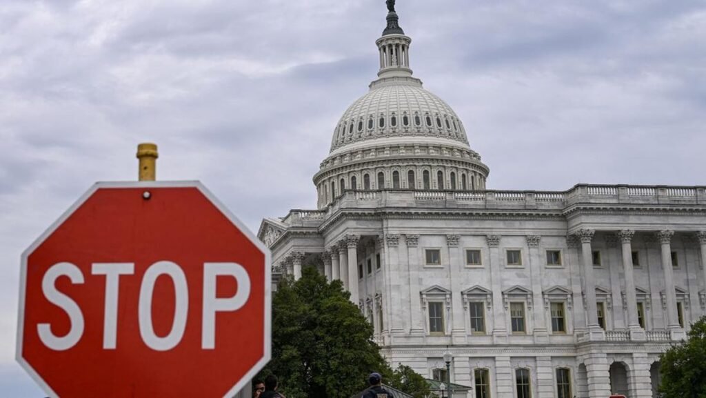 us-politics-congress-shutdown-1759307200866_169.jpeg