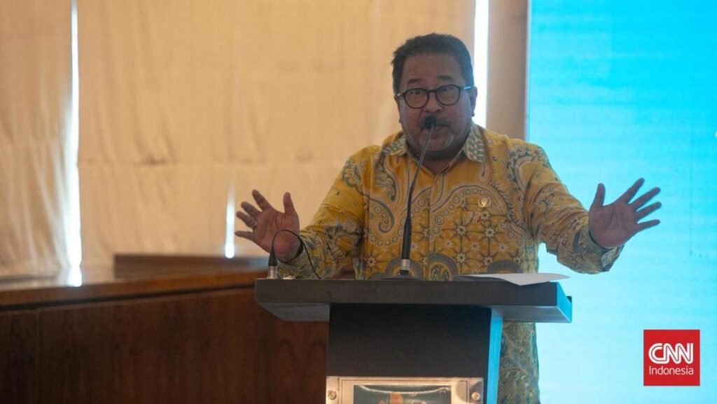 wagub-dki-rano-karno-di-penjurian-final-untuk-ajang-benyamin-s-award-1761203816260_169.jpeg