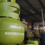 warga-surabaya-keluhkan-kebijakan-larangan-penjualan-lpg-3-kg-di-warung-kelontong-1_169.jpeg