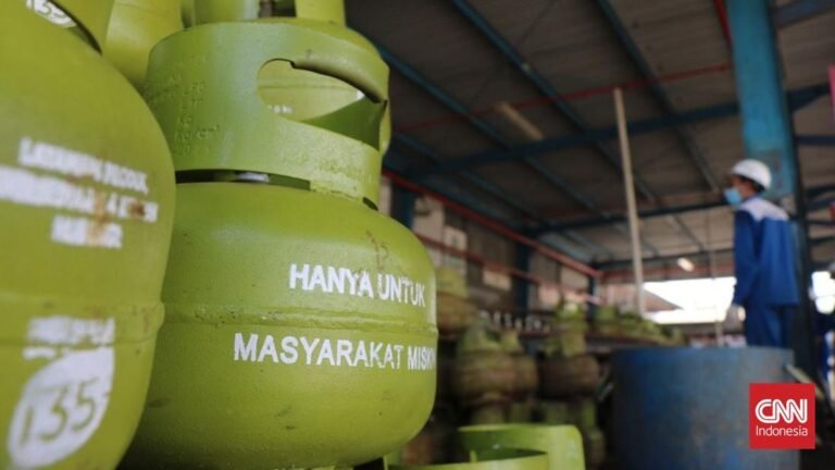 warga-surabaya-keluhkan-kebijakan-larangan-penjualan-lpg-3-kg-di-warung-kelontong-1_169.jpeg