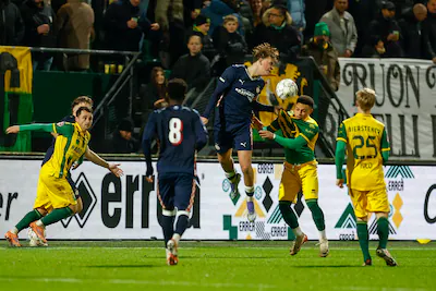 1766179024_den-haag-19-12-2025-werktalent-stadium-season-2025-2026-dutch-keuken-kampioen-divisie-football-match.webp
